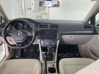 2019 Volkswagen Golf TSI SE 4-Door